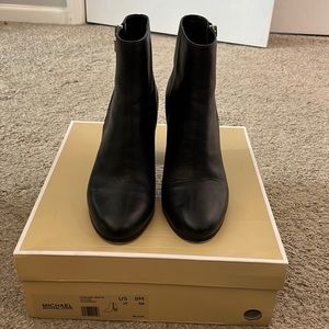 Michael Kors, Margaret leather bootie, black, size 9